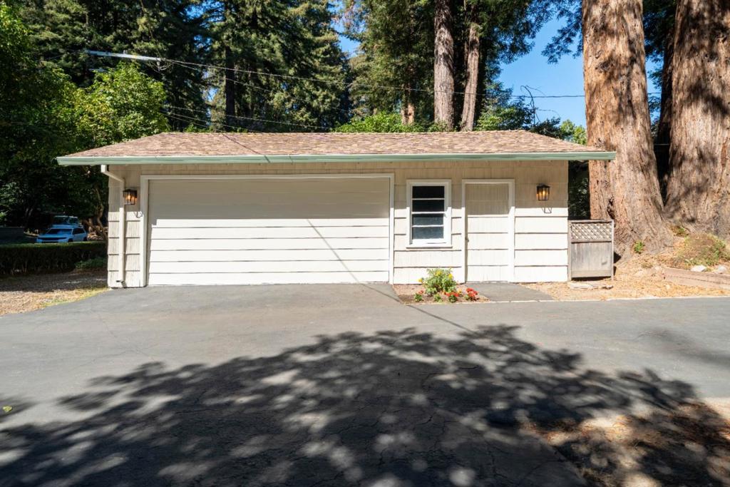 114 Gail Drive Property Photo 38