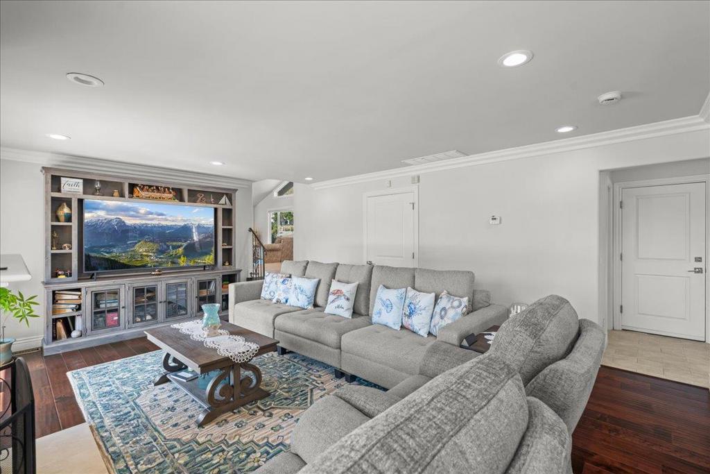 15298 Sycamore Drive Property Photo 18