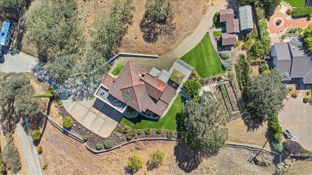 15298 Sycamore Drive Property Photo 45