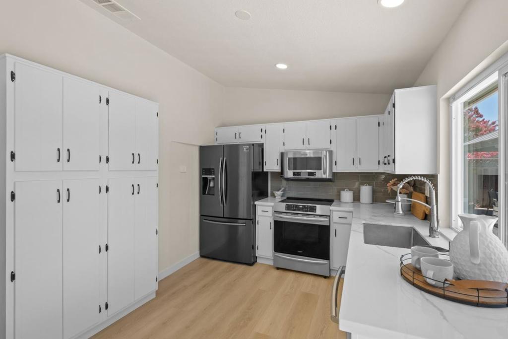 1873 Camargo Drive Property Photo 23