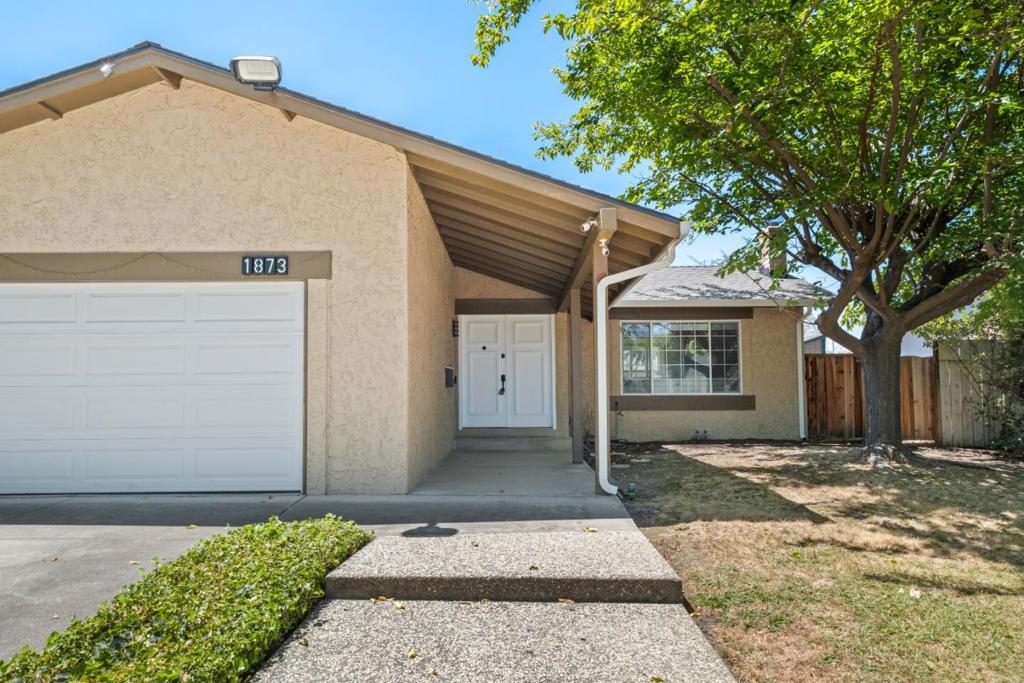 1873 Camargo Drive Property Photo 47