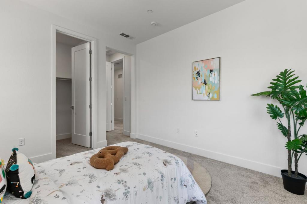 33109 Via Vicenza Property Photo 17