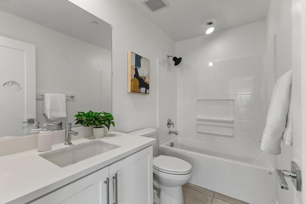 33109 Via Vicenza Property Photo 23