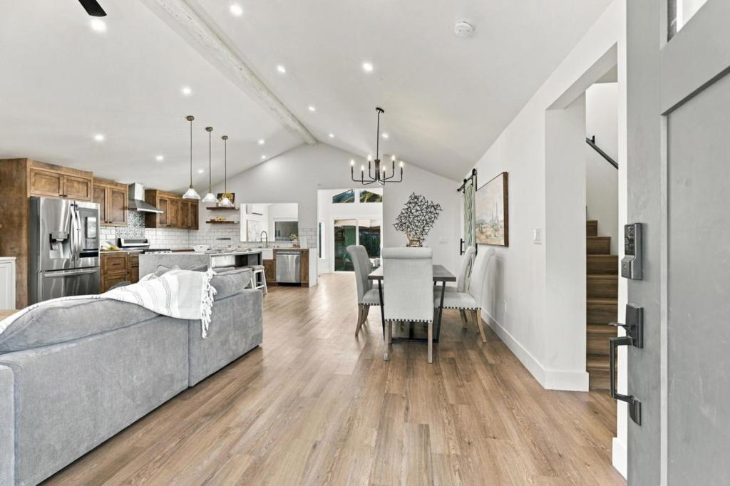 70 Chester Avenue Property Photo 8