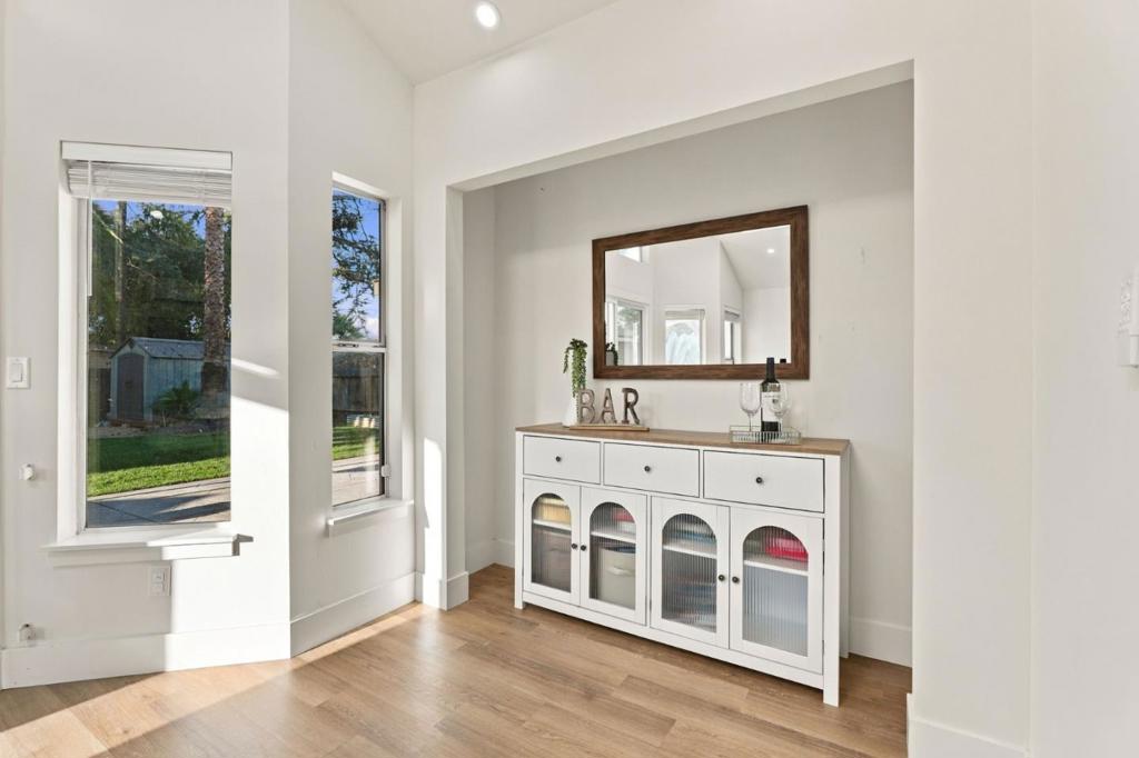 70 Chester Avenue Property Photo 19