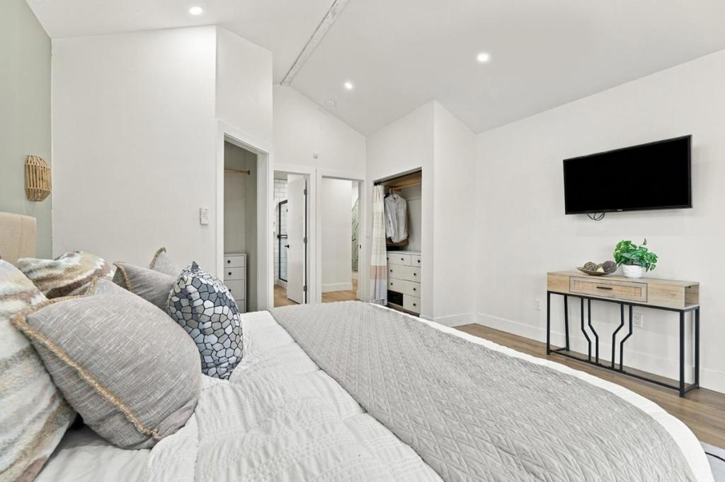 70 Chester Avenue Property Photo 25