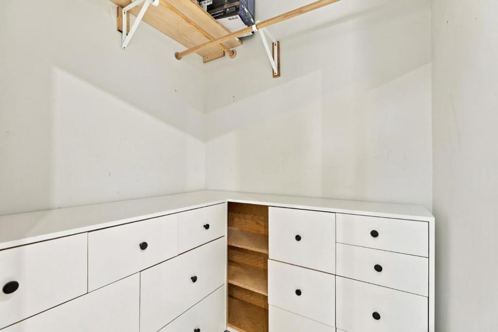 70 Chester Avenue Property Photo 33