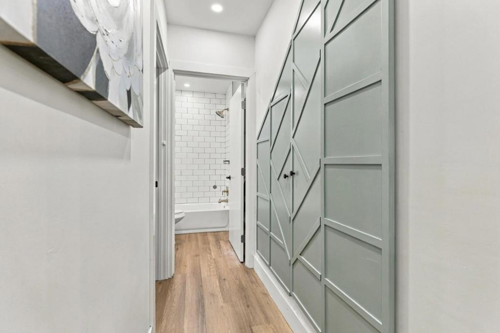70 Chester Avenue Property Photo 34
