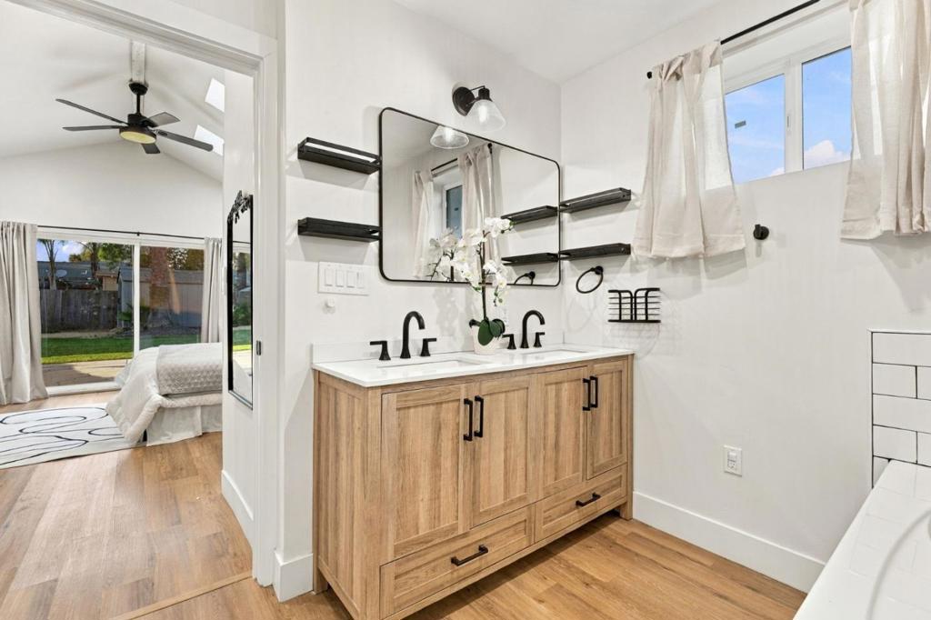 70 Chester Avenue Property Photo 37