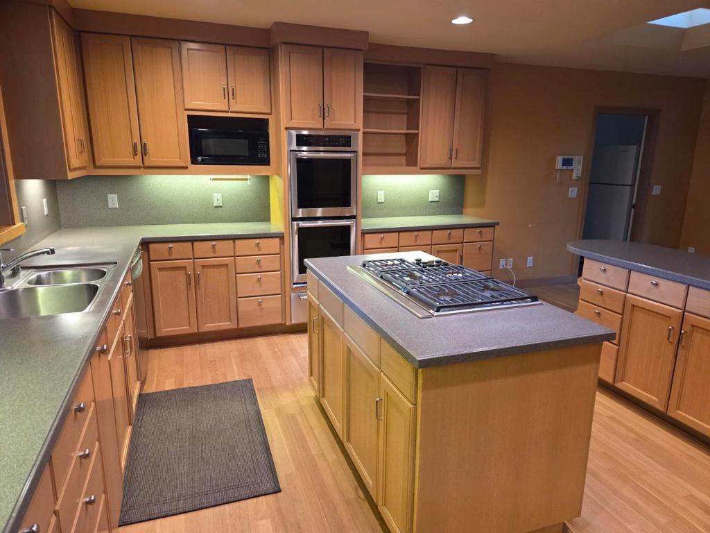 2130 Ralston Avenue Property Photo 11