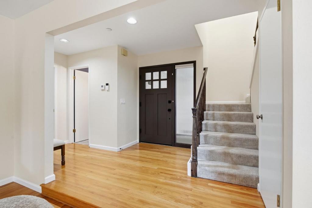 551 Tyndall Street Property Photo 10