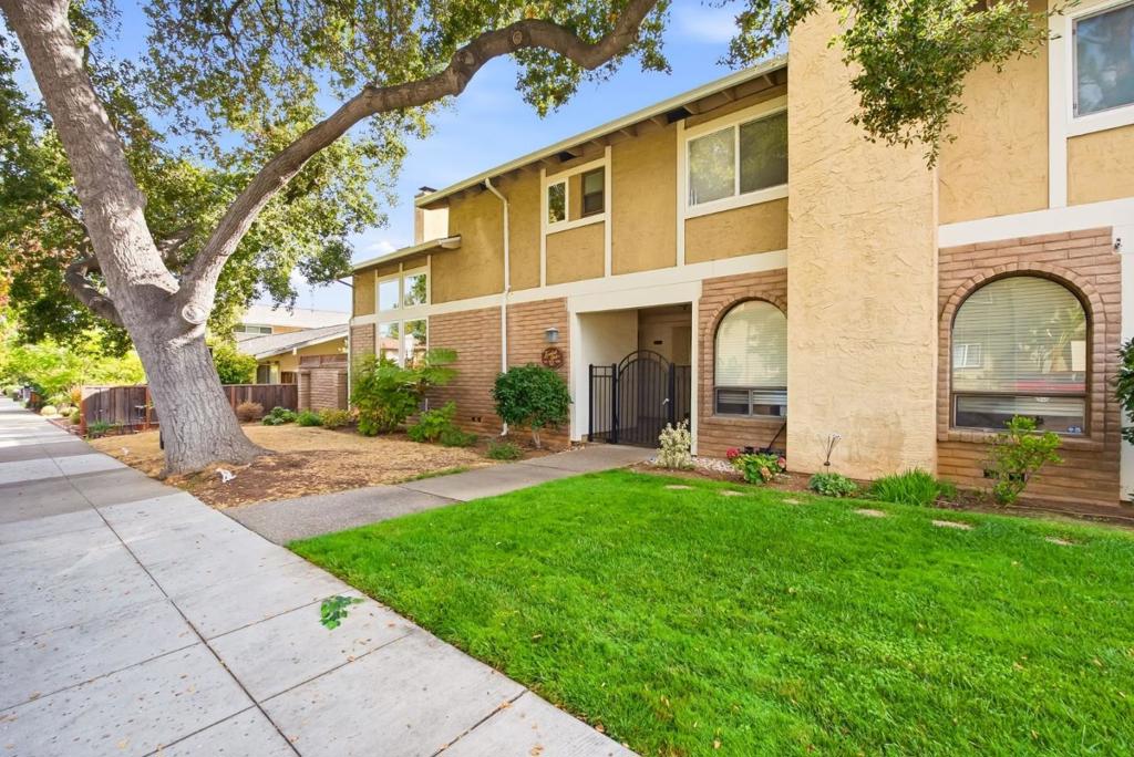 551 Tyndall Street Property Photo 33