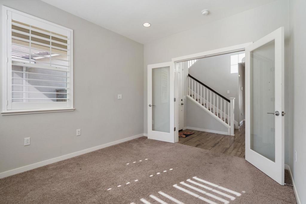 1191 Navigator Drive Property Photo 4