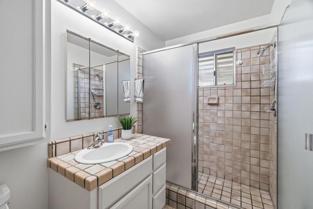 12 Azalea Avenue Property Photo 6