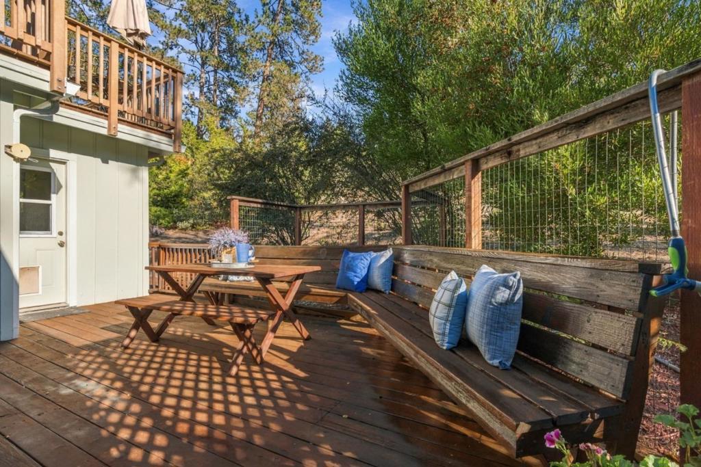 12 Azalea Avenue Property Photo 11