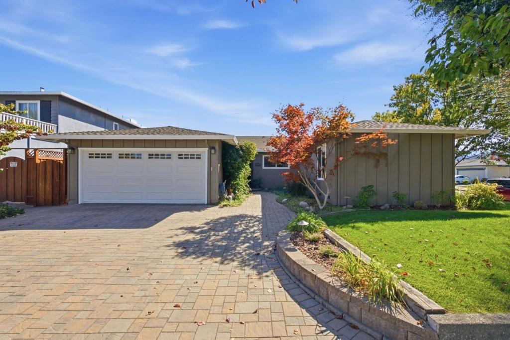 6122 Banner Court Property Photo 1