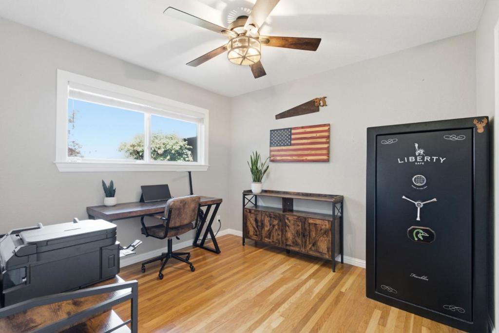 6122 Banner Court Property Photo 20