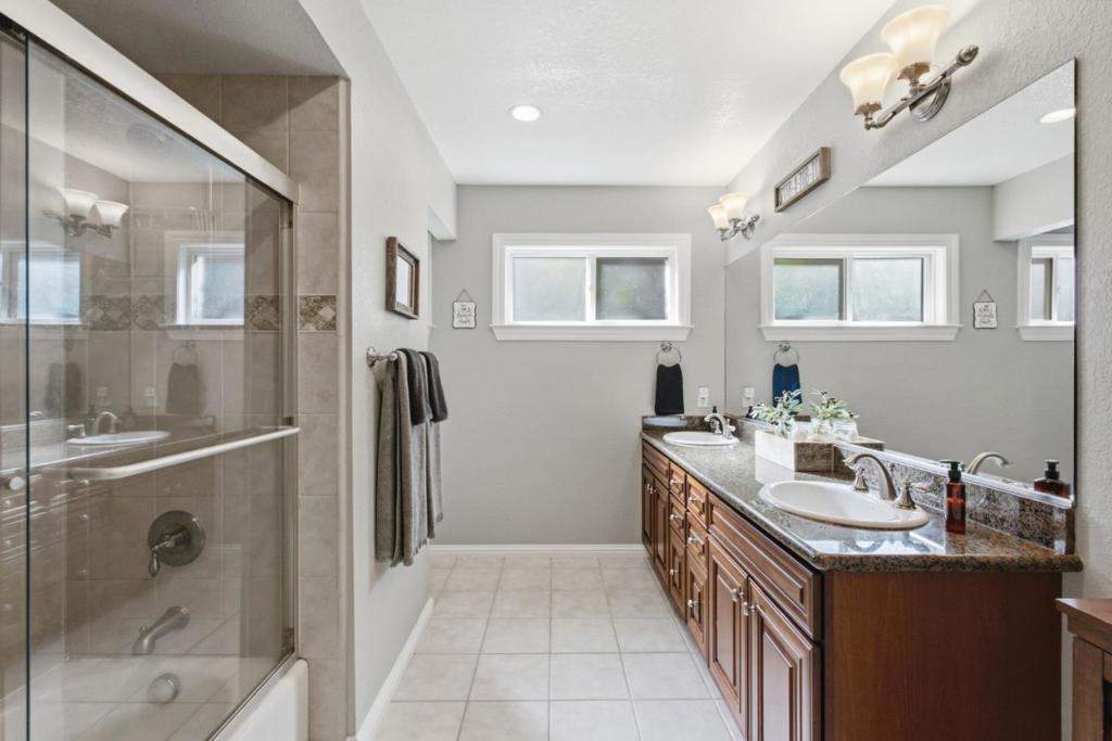 6122 Banner Court Property Photo 22