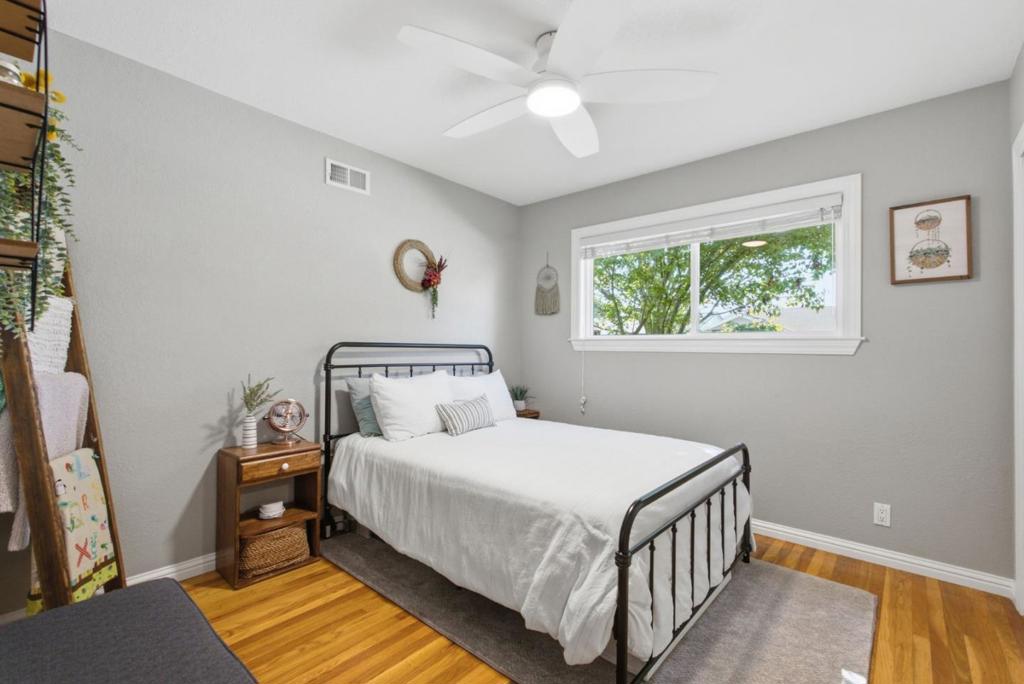 6122 Banner Court Property Photo 23