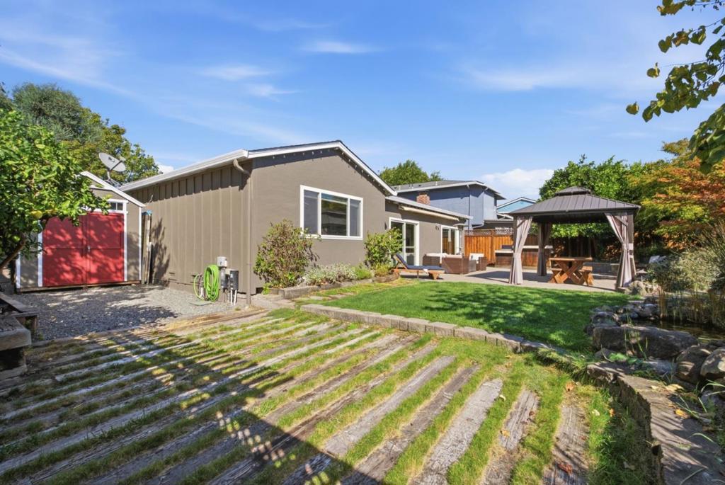 6122 Banner Court Property Photo 35