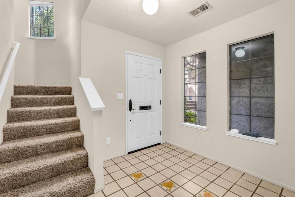 412 Cliff Street Property Photo 3