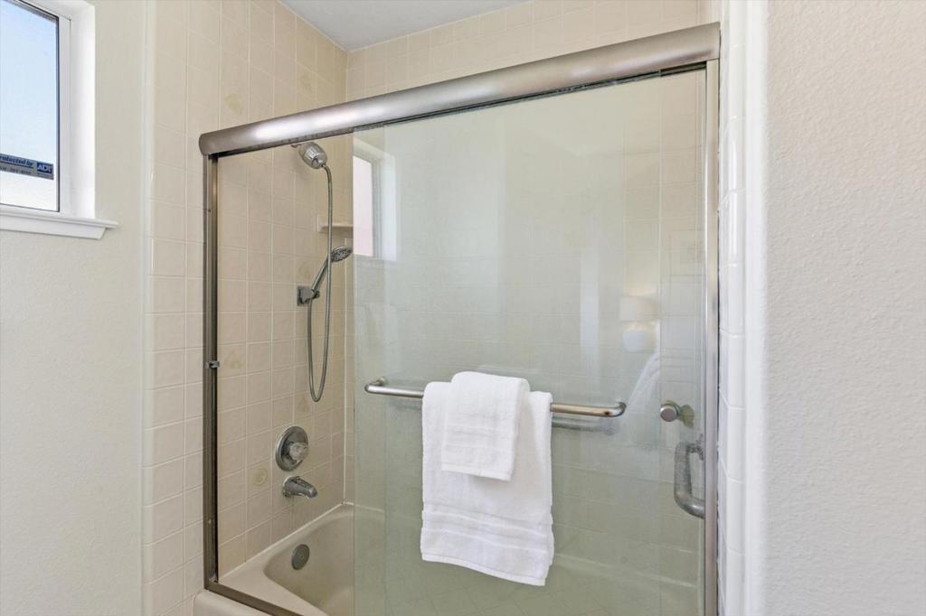 527 Tyndall Street Property Photo 19