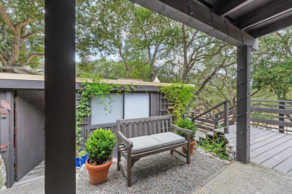 76 Upper Circle Property Photo 10