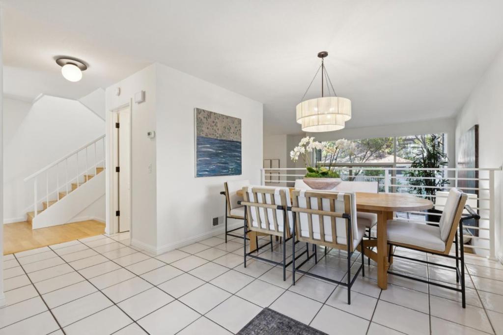 671 Fox Court Property Photo 14