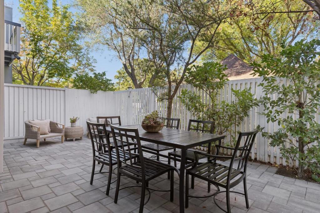 671 Fox Court Property Photo 42