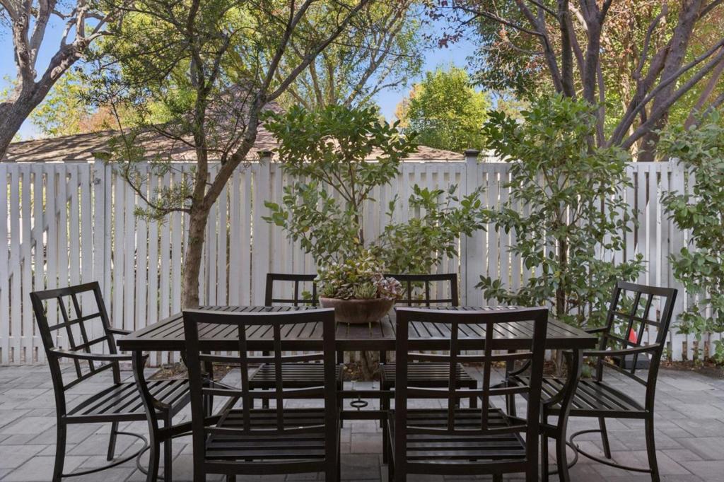 671 Fox Court Property Photo 43