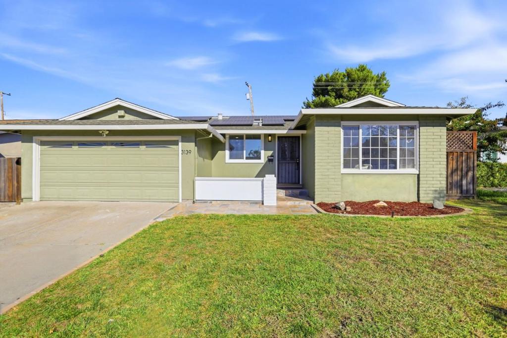 3139 Kermath Drive Property Photo 4