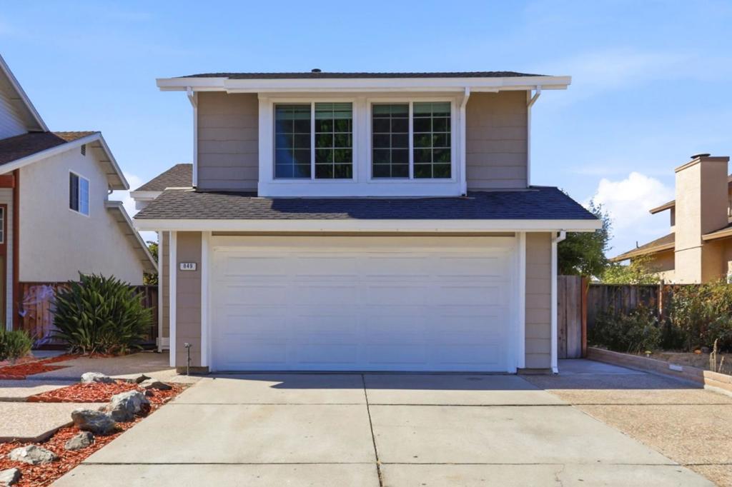 849 Kyle Street Property Photo 1