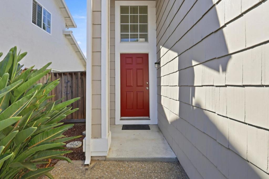 849 Kyle Street Property Photo 4