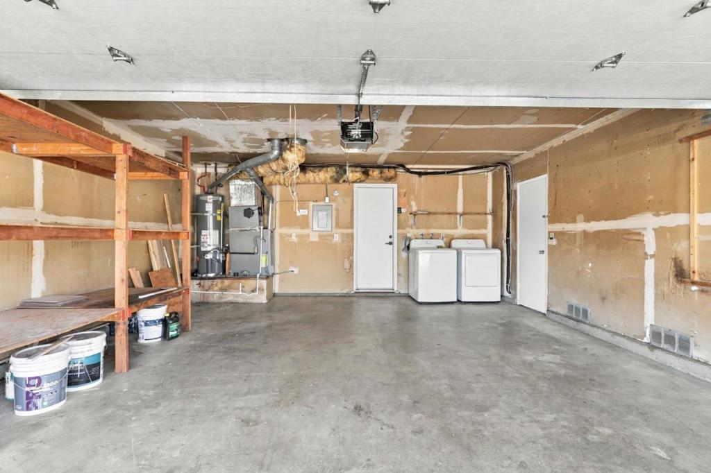 849 Kyle Street Property Photo 41