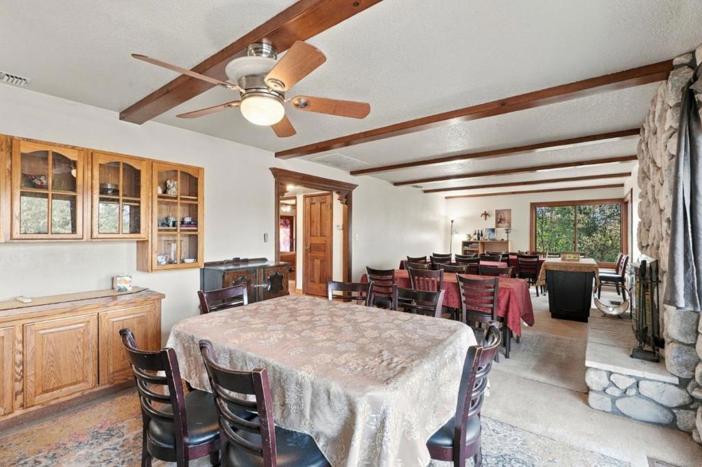 11620 Deschutes Road Property Photo 6