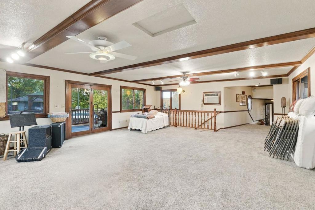 11620 Deschutes Road Property Photo 22