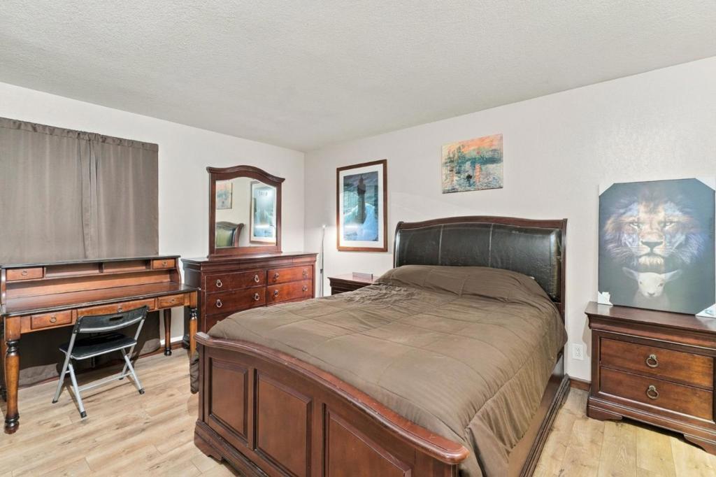 11620 Deschutes Road Property Photo 33