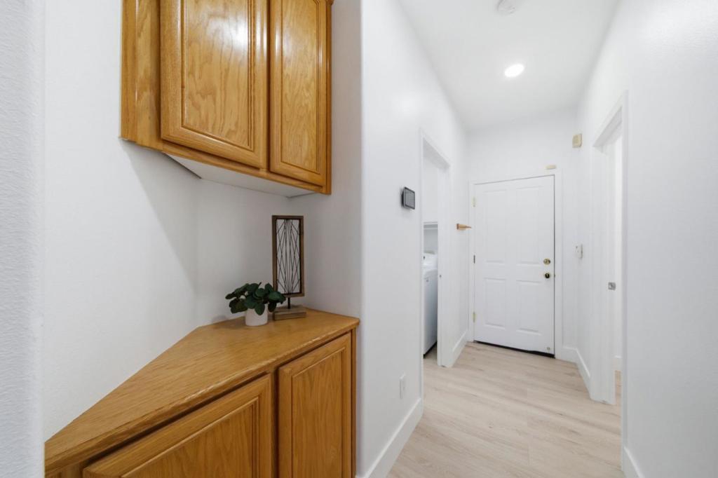 7668 Buckeye Court Property Photo 18