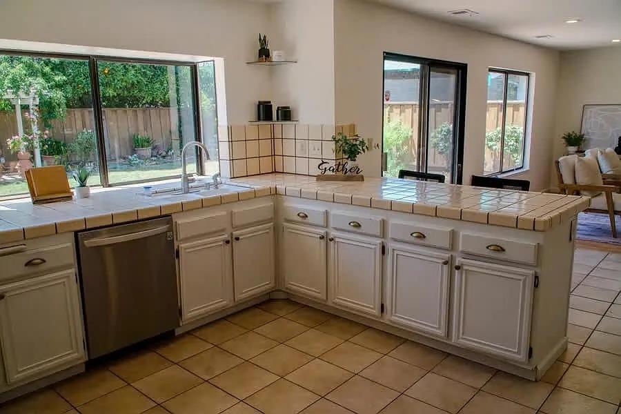 5273 Rio Grande Drive Property Photo 9