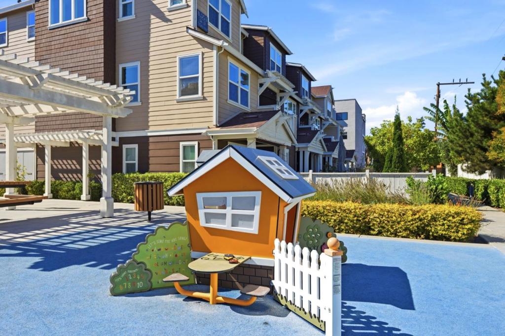 43 Tidal Way Property Photo 37