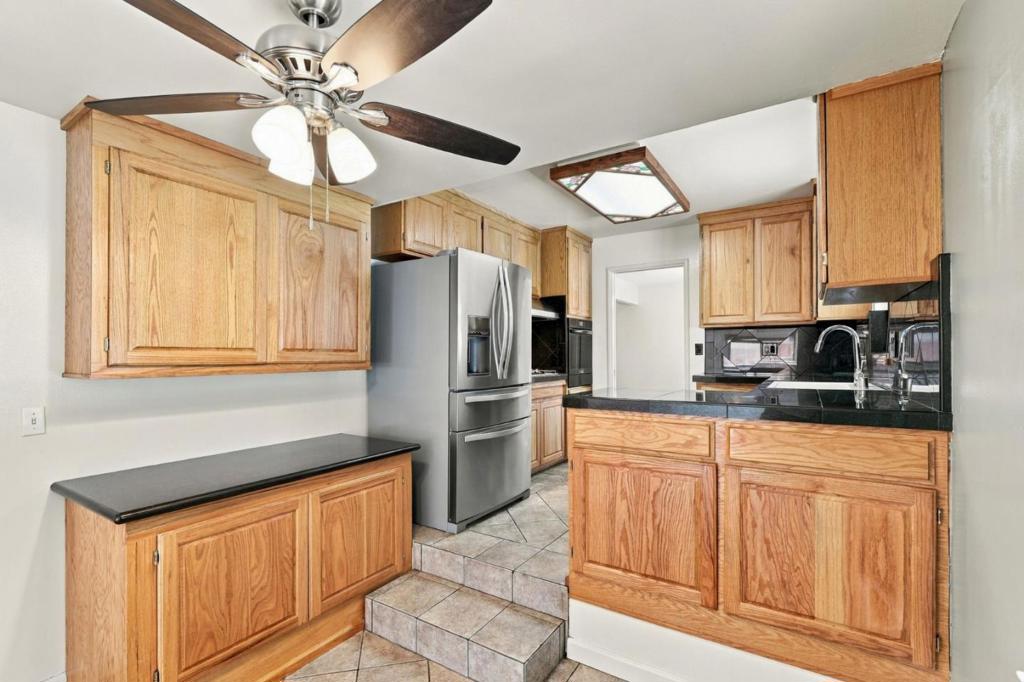 1092 S Daniel Way Property Photo 42