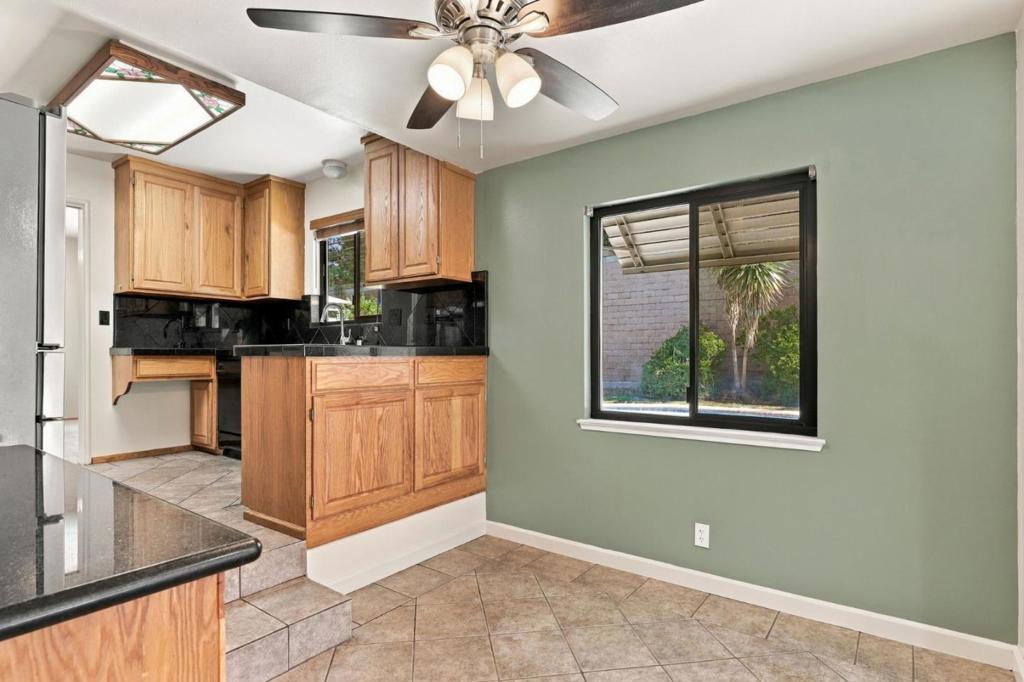 1092 S Daniel Way Property Photo 44