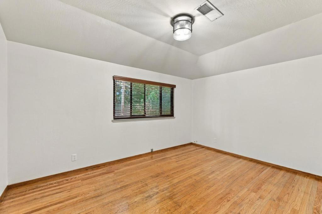 1092 S Daniel Way Property Photo 49