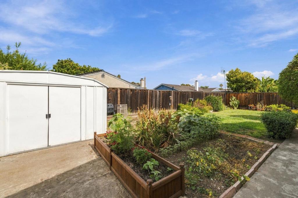 463 Roading Drive Property Photo 39