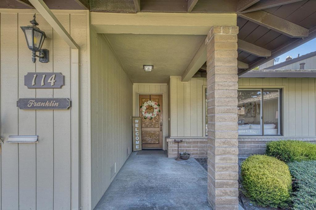 330 Woodside Drive 114 Property Photo 2