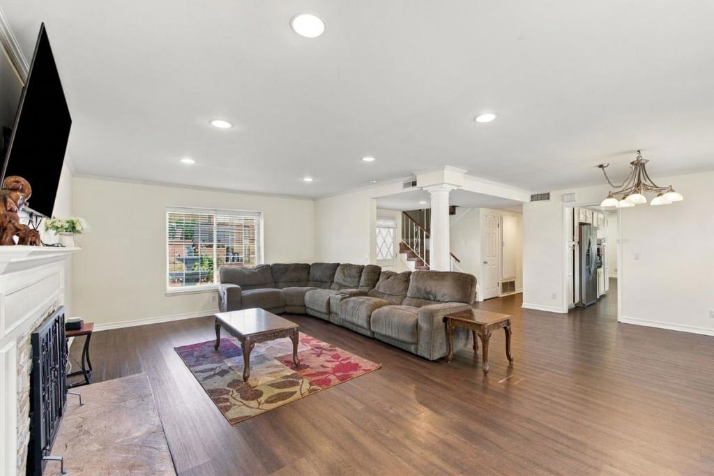 114 Dickenson Avenue Property Photo 8
