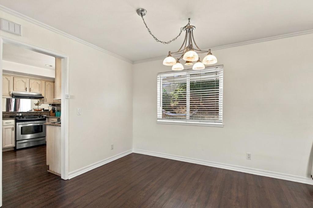 114 Dickenson Avenue Property Photo 11