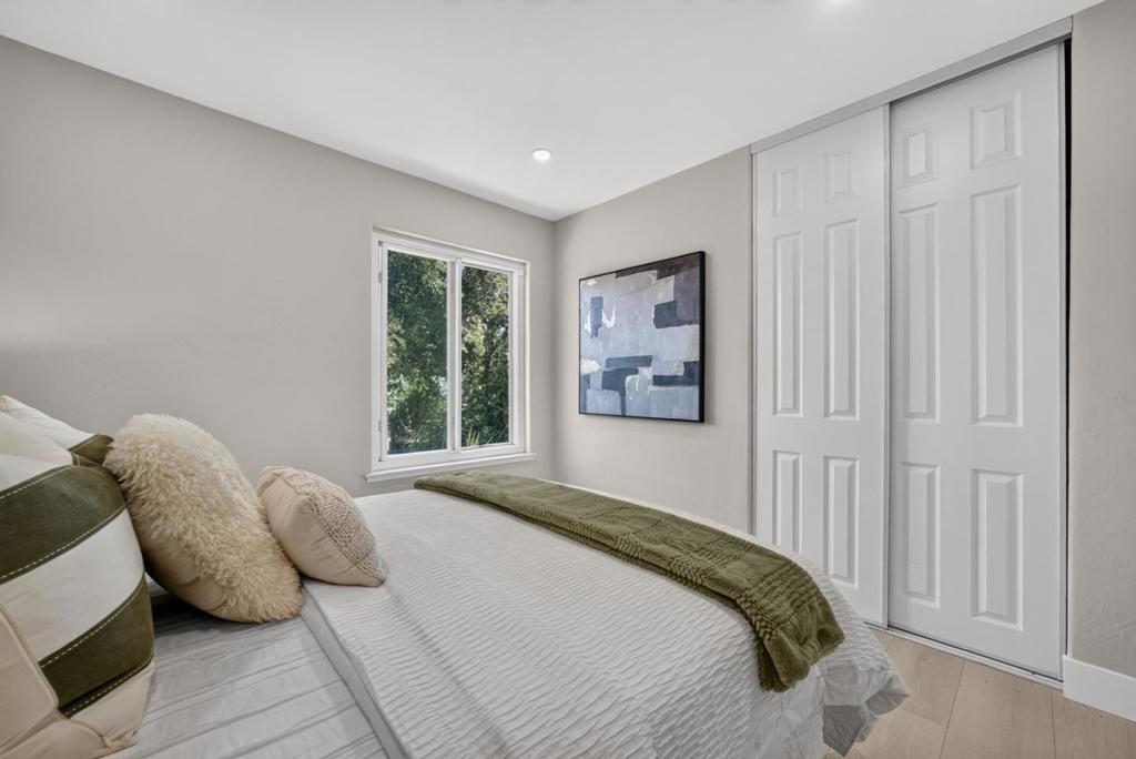 1032 Polk Lane Property Photo 35