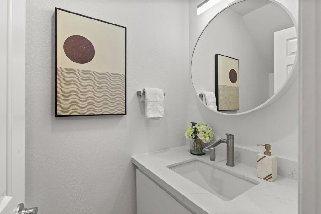 67 Dot Avenue Property Photo 19