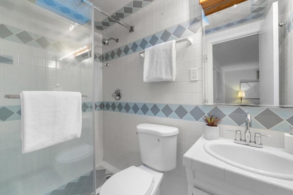 1810 Kehoe Avenue Property Photo 23